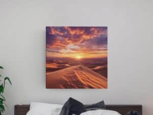 Tableau désert coucher de soleil avec dunes et ciel coloré pour décoration murale.